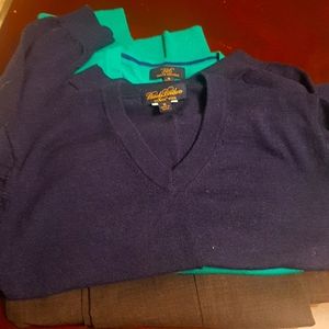 NWOT Brooks Brothers Navy Saxxon Wool Sweater Sz M fits more like S